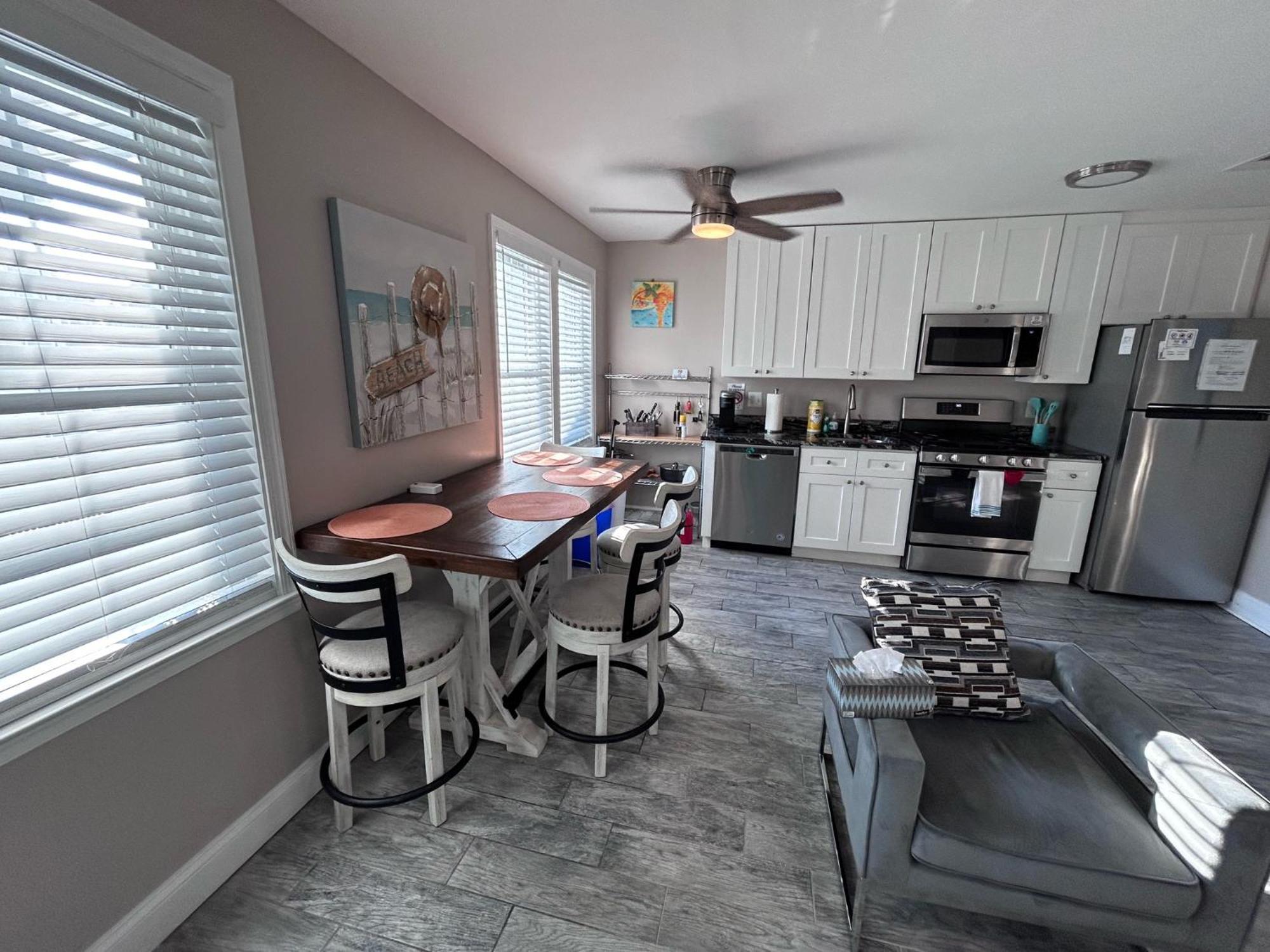 Beach Block Parking Modern Decor Porch Brigantine Exterior foto